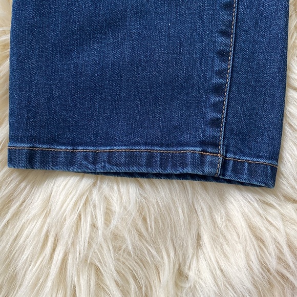 Liz Claiborne crop mid-rise size 16- like a new, clean cut and clean blue - Picture 7 of 8